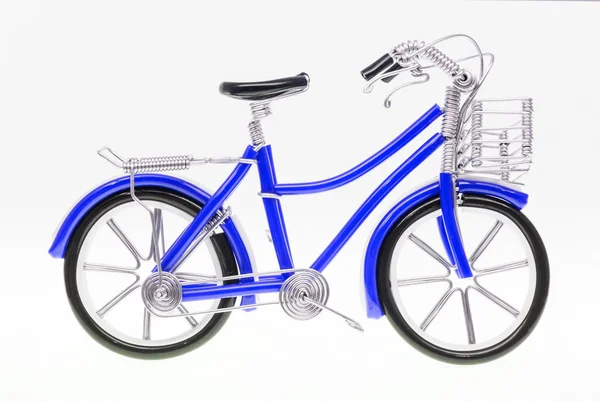 Μπλε Χειροποίητη Φιγούρα Ποδηλάτου — Φωτογραφία Αρχείου