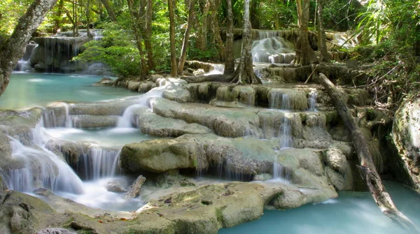 Prachtige Gelaagde Waterval Turquoise Zwembaden Een Tropisch Regenwoud Erawan National — Stockfoto