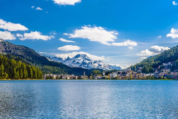 Krystalicznie Błękitne Jeziora Moritz Sankt Moritz Szwajcaria Gryzonia Maloja — Zdjęcie stockowe