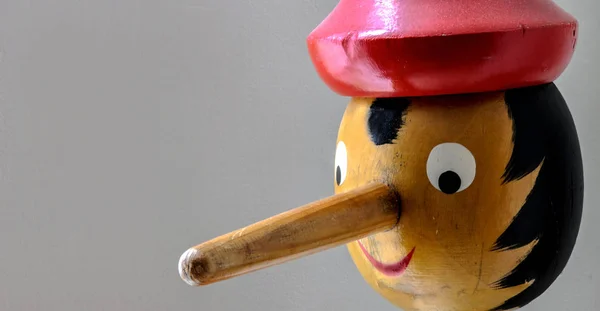 Pinokkió Fából Készült Báb Közelről Hosszú Orr — Stock Fotó