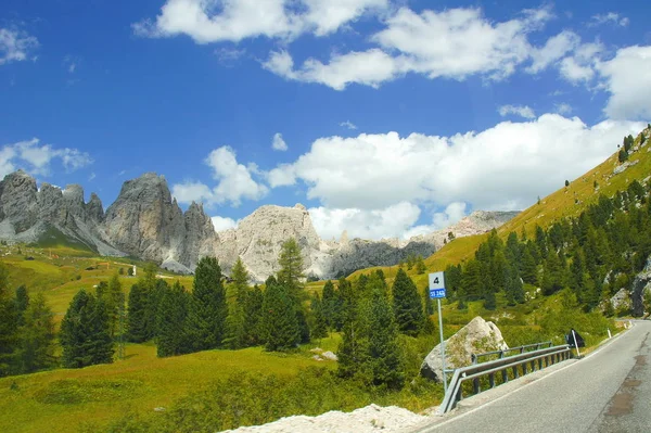 Paesaggio Montano Montagna — Foto Stock