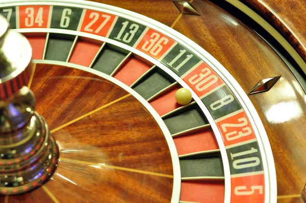 Numarası Üzerinde Top Casino Rulet Tekerleği Ile Görüntü — Stok fotoğraf