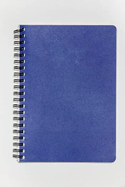 Lila Notizbuch Isoliert Auf Weißem Hintergrund — Stockfoto