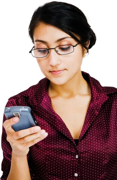Mensajería Texto Mujer Teléfono Móvil Aislado Sobre Blanco — Foto de Stock