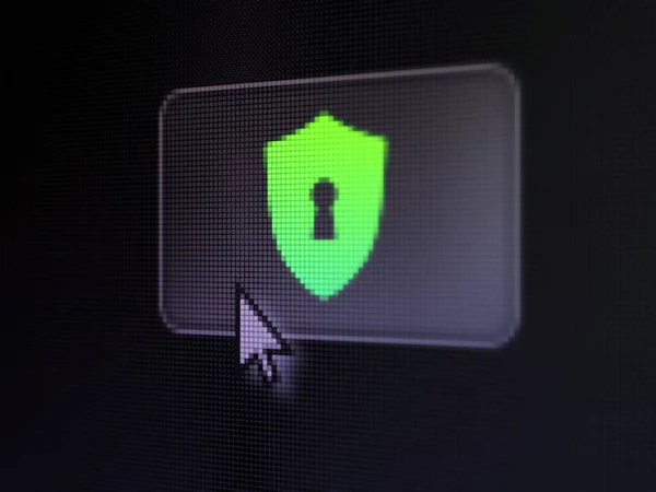 保护的概念 像素化盾与锁孔入路在按钮上用箭头光标在数字计算机屏幕上 选定的重点 — 图库照片