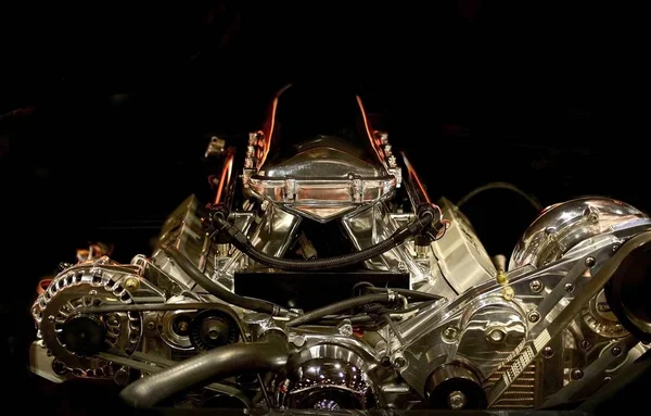 Двигатель Автомобиля Темноте Мощный Американский Автомобильный Бензиновый Двигатель — стоковое фото