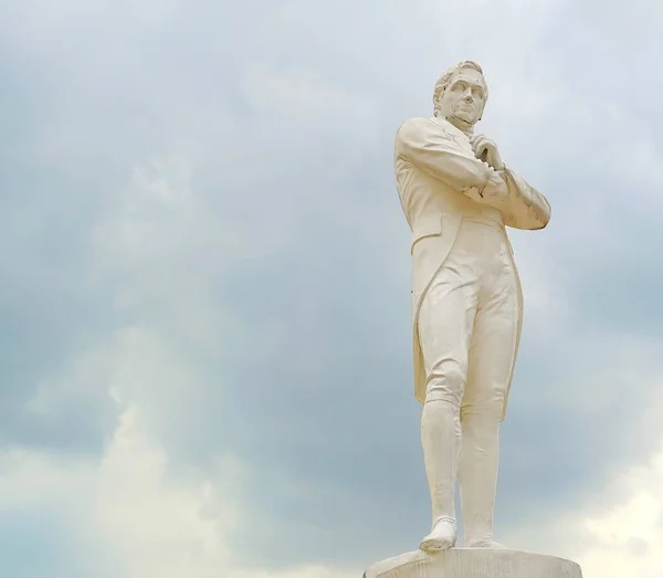 Statue Sir Tomas Stamford Raffles Best Known His Founding City — Stock Photo, Image
