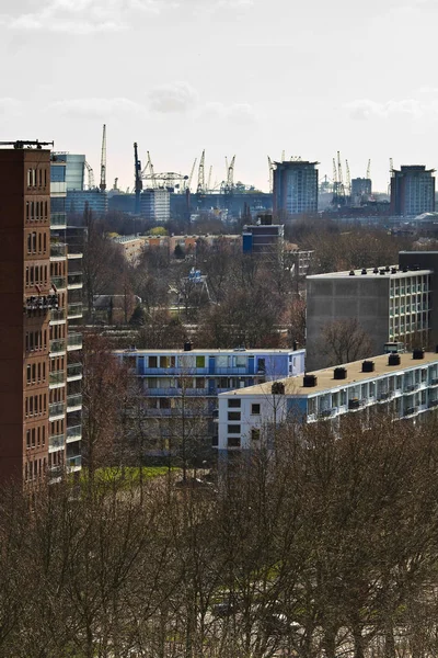 Vista Sobre Suburbio Vlaardingen Los Países Bajos Con Edificios Apartamentos — Foto de Stock