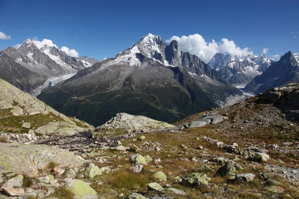 Los Alpes Del Lago Blanco Cerca Chamonix Mont Blanc — Foto de Stock