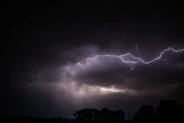 Urban Lightning Raio Céu Nuvens Chuvosas — Fotografia de Stock