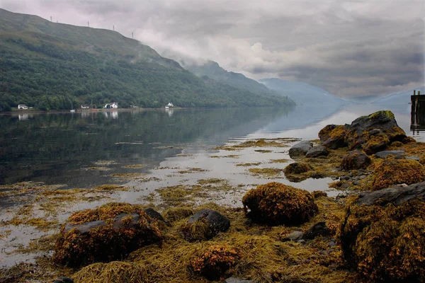 Nubes Tormenta Reúnen Sobre Loch Long Argyll Bute Escocia —  Fotos de Stock