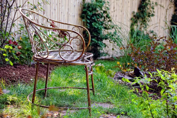 Vackert Bostadsområde Anlagd Trädgård Lantlig Miljö — Stockfoto