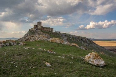 uzak görüş arkasında taş castle