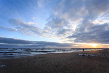plaj ve deniz kışın