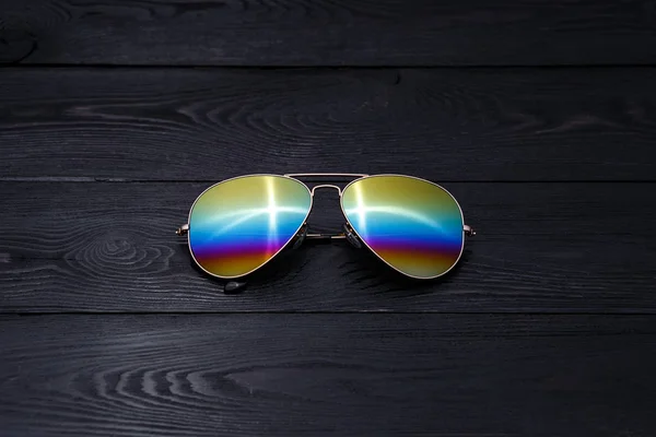Gafas Sol Aviadores Con Lentes Color Espejadas Hechas Vidrio Una — Foto de Stock