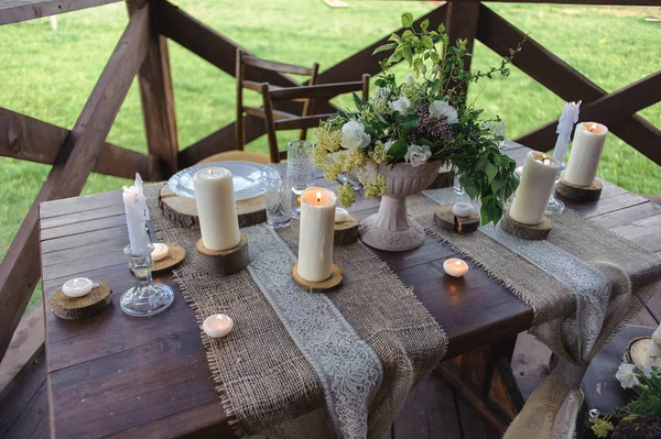 Holztisch Mit Kerzen — Stockfoto