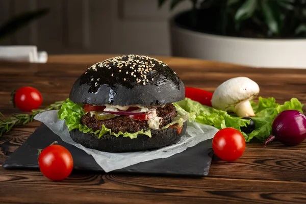 blackburger black mamba with marbled beef a gray stone