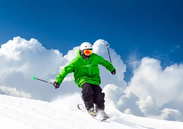 Urlaub Auf Den Skiern — Stockfoto