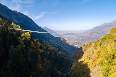 Ponte nel Cielo - Valtartano - Valtellina (It) - Hava manzaralı