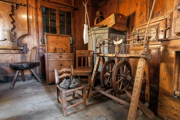 Valtellina Yün Dönmeye Eski Kare Antik Chalet — Stok fotoğraf