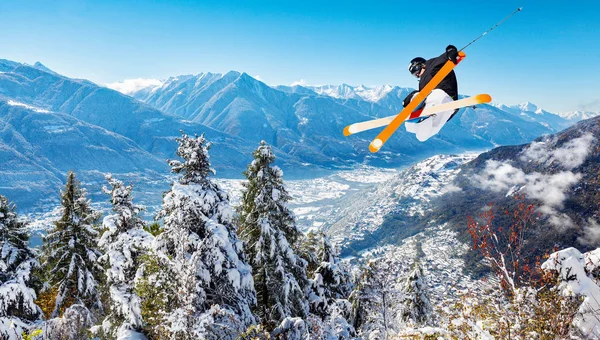 Катание Лыжах Валтеллине — стоковое фото