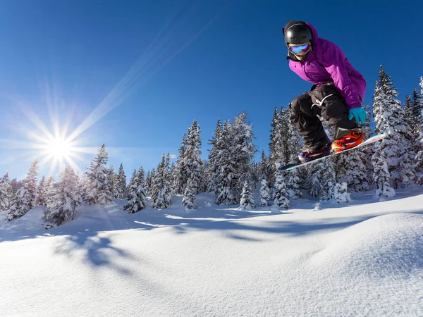 Snowboarder Dans Neige Fraîche — Photo
