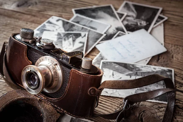 Vintage Komposition Mit Alter Kamera — Stockfoto