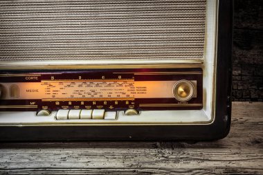 eski analog radyo - natürmort