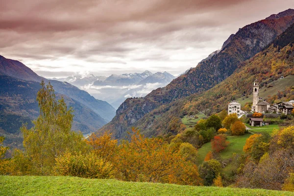 Vista Panorámica Otoño Del Valle Bregaglia Suiza —  Fotos de Stock