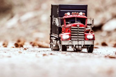 Ekspres kurye - vintage model