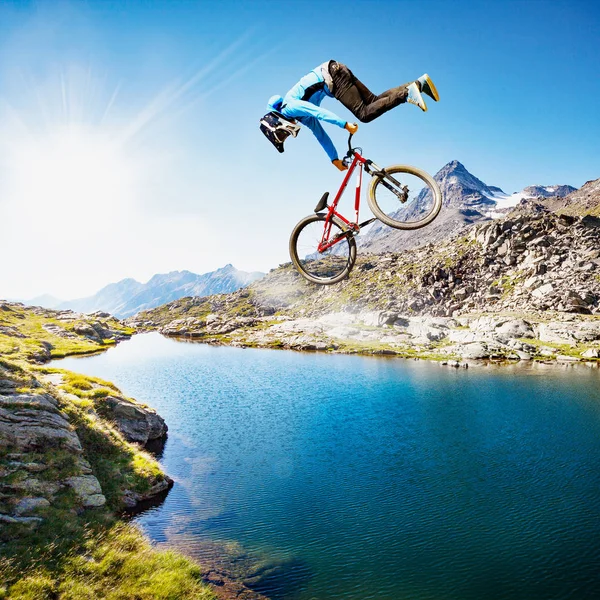 Aerial Acrobatics Mtb Mountains — Stock Photo, Image