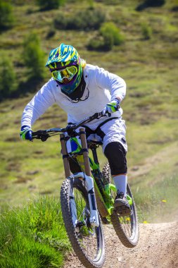 mtb dağ ile yokuş aşağı