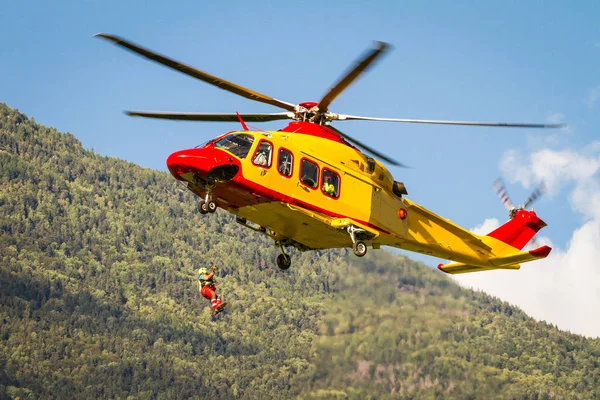 helikopter kurtarma dağlarda