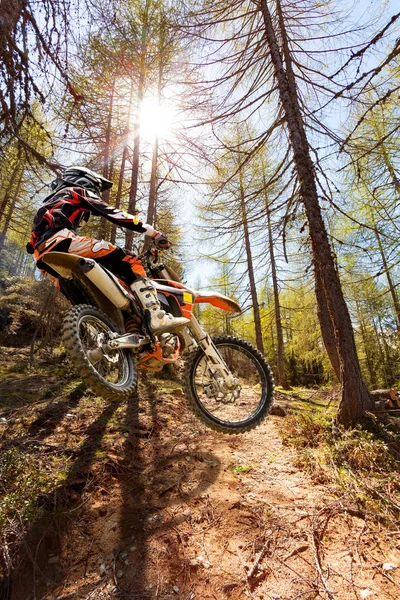 Motocross Dans Les Hautes Montagnes — Photo