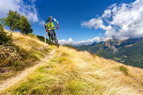 Excursion Mtb Sunny Summer Day — Stock Photo, Image