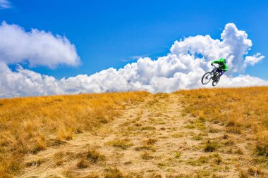 MTB gezi alanları arasında