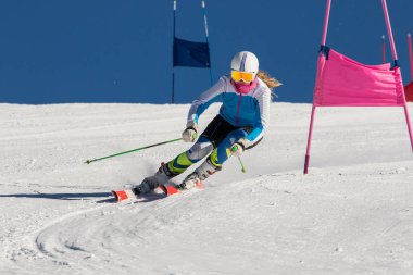 atlet alp kayak yarışması
