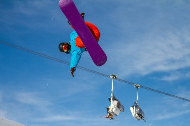 taze kar stilde snowboard