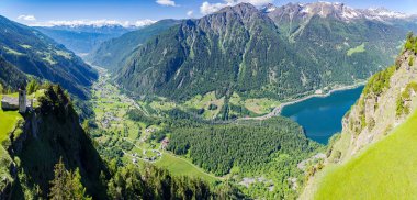 Kilise San Romerio (1106) - Poschiavo Vadisi - Canton, Graubnden - İsviçre