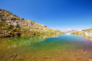 Valmalenco (BT) - Laghetto al Alpe Campagneda Dağı Disgrazia Manzaralı