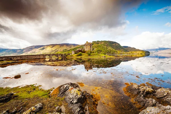 Escocia Highlands Eilean Donan Castle 1220 — Foto de Stock