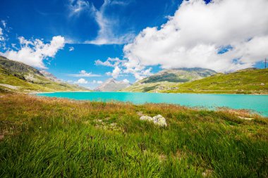 Bernina Pass (Ch) - beyaz Lake