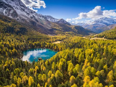 Lago Saoseo - Val di Campo - İsviçre - havadan görünümü