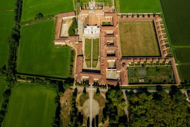 Certosa di Pavia Gra-Car (Gratiarum Carthusia - Santa Maria delle Grazie Manastırı - Xiv yüzyıl) - Havadan görünüm