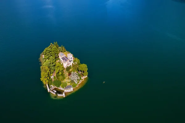Lago Iseo Ilha Loreto Vista Aérea — Fotografia de Stock