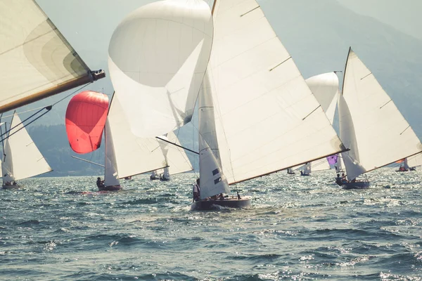 Comer See Italien Segelboote Einem Sommertag — Stockfoto