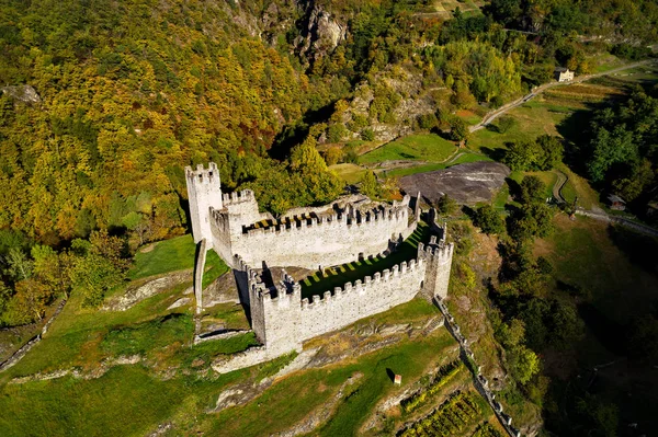 Grosio Valtellina Novo Castelo Parque Das Incisões Rupestres Vista Aérea — Fotografia de Stock