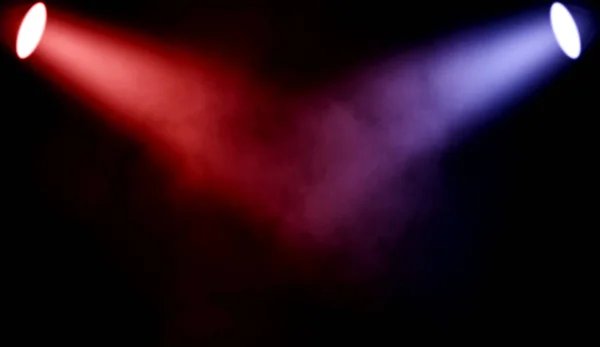 Kleurrijke Projector Spotlight Podium Met Rook Zwarte Achtergrond — Stockfoto