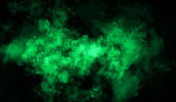 Grüner Nebel oder Rauch isolierten besonderen Effekt. Trübung, Nebel oder Hintergrund. — Stockfoto