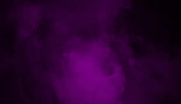 Nevoeiro de fumaça roxo abstrato em um fundo preto.Elemento de design . — Fotografia de Stock